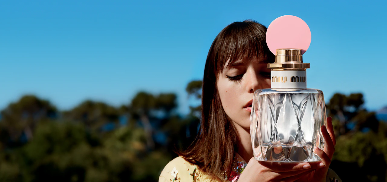 miumiunux_color.1280.1280